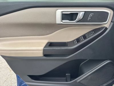 2020 Ford Explorer — photo 10 view