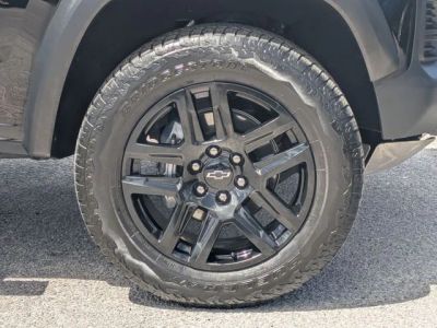2023 Chevrolet Colorado - Photo 9