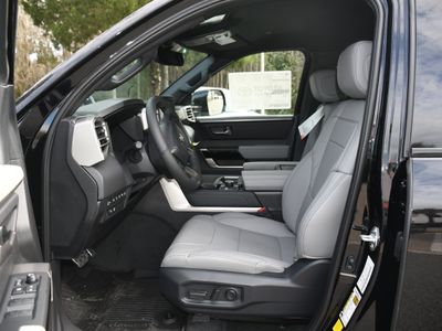 2026 Toyota Tundra - Photo 3