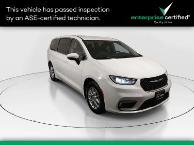 2023 Chrysler Pacifica - Photo 1