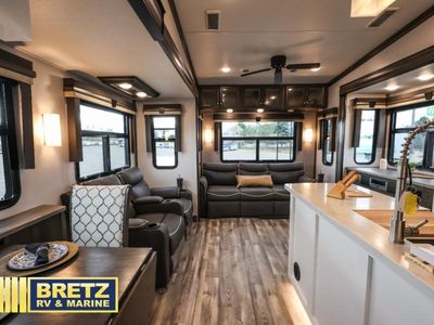 2021 Forest River RV Cardinal Luxury - Photo 10