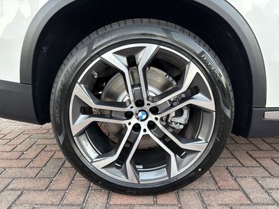 2026 BMW X5 xDrive50e - Photo 18