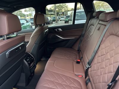 2026 BMW X5 xDrive50e - Photo 17