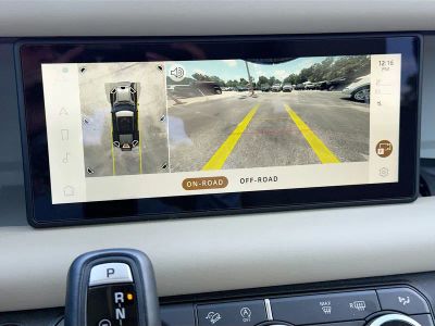 2024 Land Rover Defender — photo 33 view