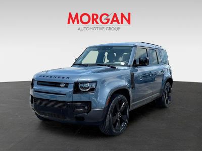 2024 Land Rover Defender — photo 7 view