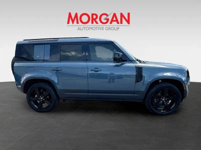 2024 Land Rover Defender — side profile view