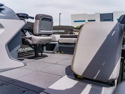 2025 Sea-Doo Switch Sport Compact - 170 hp Painted - Photo 2