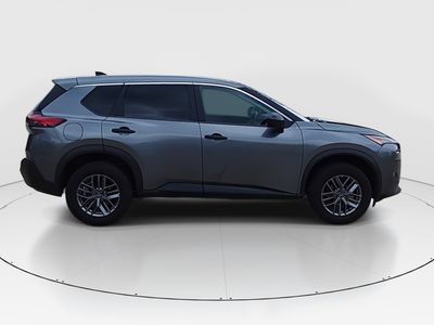 2023 Nissan Rogue — photo 8 view