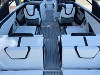 2026 Yamaha 222 S - Photo 12