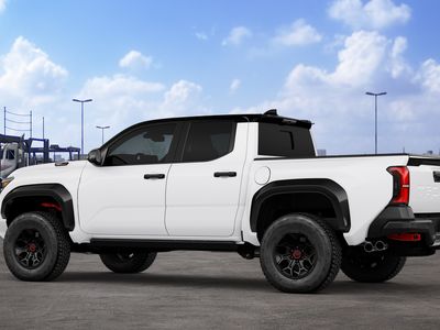 2026 Toyota Tacoma i-FORCE MAX - Photo 7