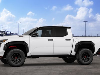 2026 Toyota Tacoma i-FORCE MAX - Photo 5