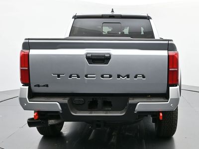 2025 Toyota Tacoma - Photo 4