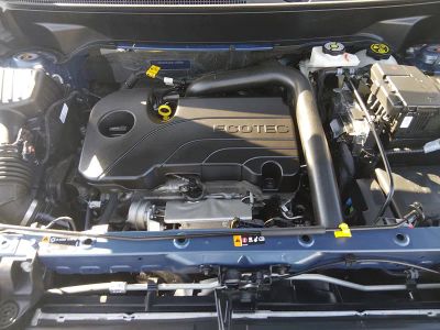 2024 Chevrolet Equinox — photo 9 view