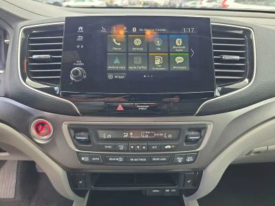 2020 Honda Pilot — photo 18 view