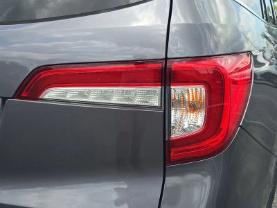 2020 Honda Pilot — photo 8 view