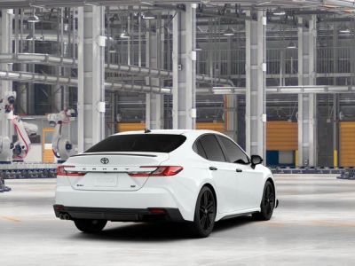 2026 Toyota Camry - Photo 9