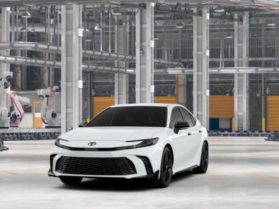 2026 Toyota Camry - Photo 18