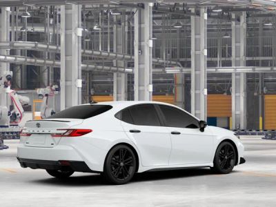 2026 Toyota Camry - Photo 10