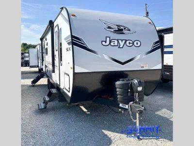 2026 Jayco Jay Flight SLX 262RLS — front three-quarter view