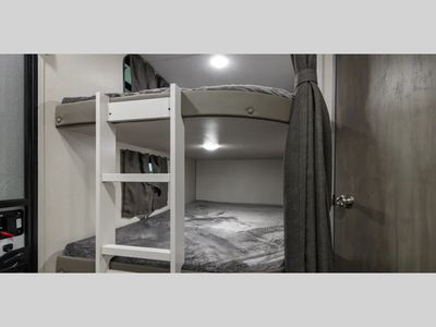 2026 Coachmen RV Catalina Legacy Edition - Photo 5