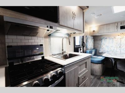 2026 Gulf Stream RV Vintage Cruiser - Photo 15