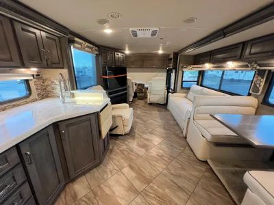 2017 Winnebago FORZA — rear three-quarter view