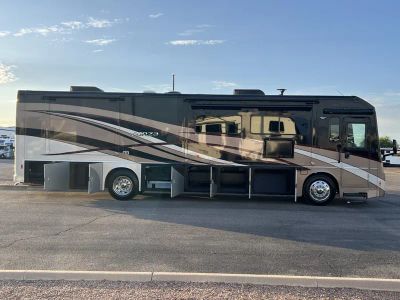 2017 Winnebago FORZA — photo 27 view