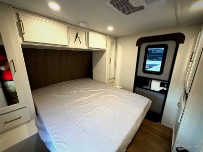 2027 Grand Design Transcend — photo 13 view