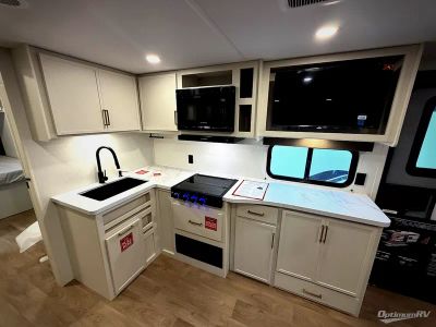 2027 Grand Design Transcend — photo 9 view