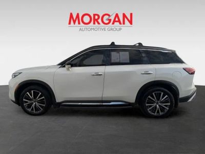 2023 INFINITI QX60 — engine compartment view