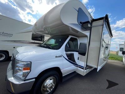 2017 Thor Motor Coach Outlaw — side profile view