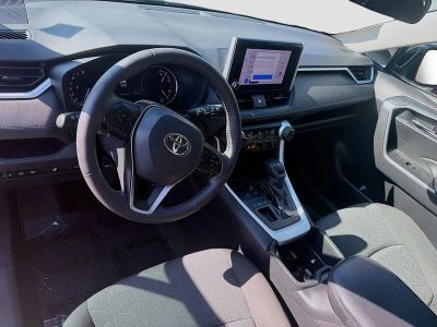 2023 Toyota RAV4 — photo 9 view