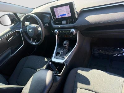 2023 Toyota RAV4 — photo 34 view
