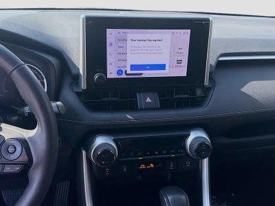 2023 Toyota RAV4 — photo 12 view