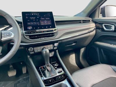 2025 Jeep Compass — photo 21 view
