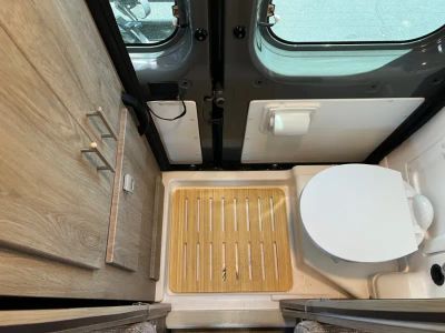 2027 Winnebago TRAVATO — photo 15 view