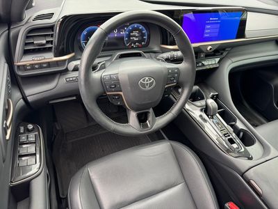 2025 Toyota Crown Signia Limited - Photo 25