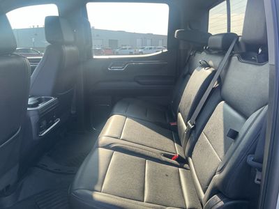 2024 Chevrolet Silverado 1500 — photo 16 view