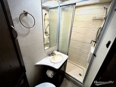 2020 Coachmen Freelander - Photo 16