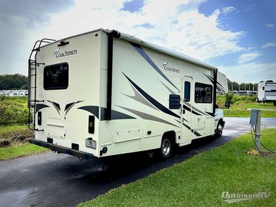 2020 Coachmen Freelander - Photo 2