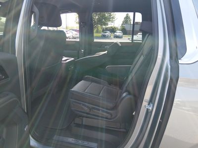 2025 GMC Yukon XL - Photo 21