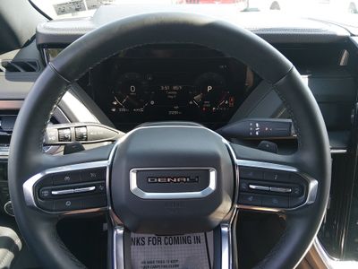 2025 GMC Yukon XL - Photo 15