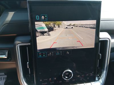 2025 GMC Yukon XL - Photo 20