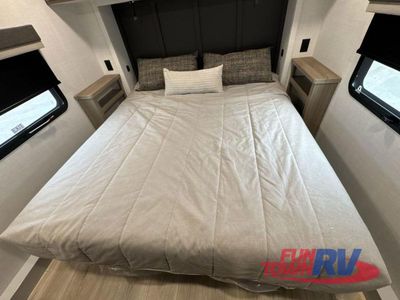 2026 Forest River RV Rockwood Signature - Photo 41