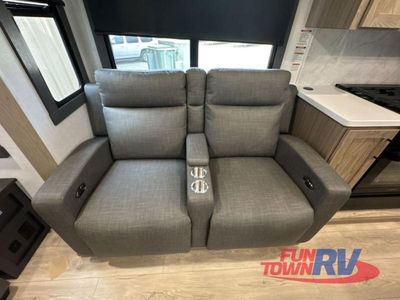 2026 Forest River RV Rockwood Signature - Photo 30