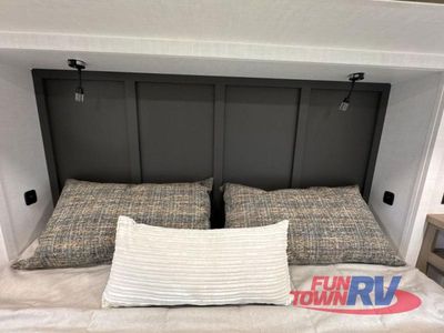 2026 Forest River RV Rockwood Signature - Photo 43