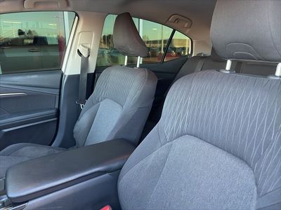 2025 Toyota Camry - Photo 9