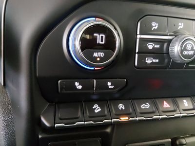 2020 Chevrolet Silverado 1500 — photo 16 view