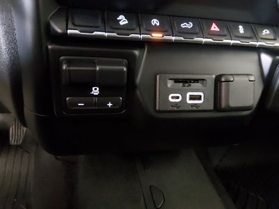 2020 Chevrolet Silverado 1500 — photo 14 view