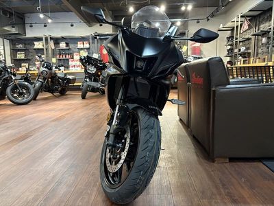2025 Yamaha YZF-R7 - Photo 1